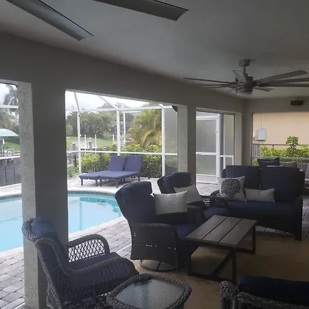 The Cape - Four Bedroom Cape Coral Exterior photo